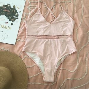 🌸🌸 one piece high cut swimsuit w/ mesh waistband